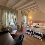 Paolina Place * Rome