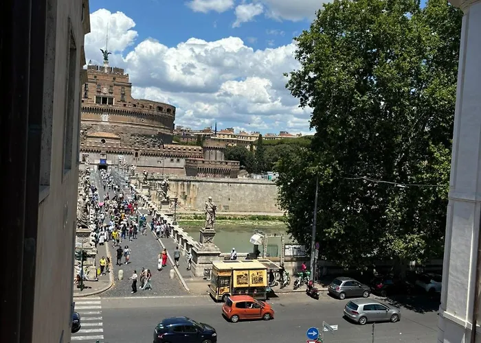 Paolina Place アパート ローマ