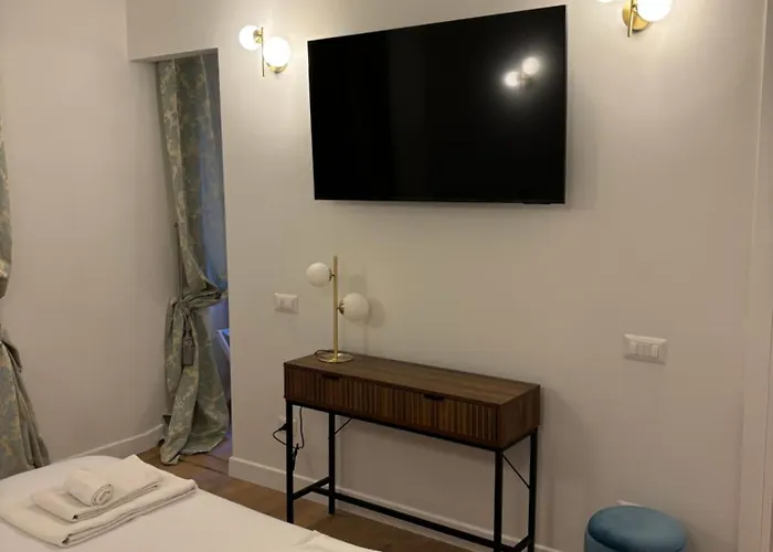 Paolina Place ローマ