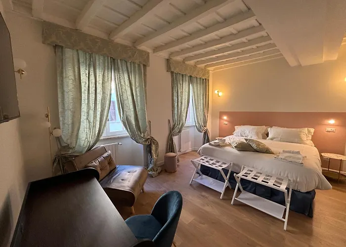 Paolina Place * ローマ